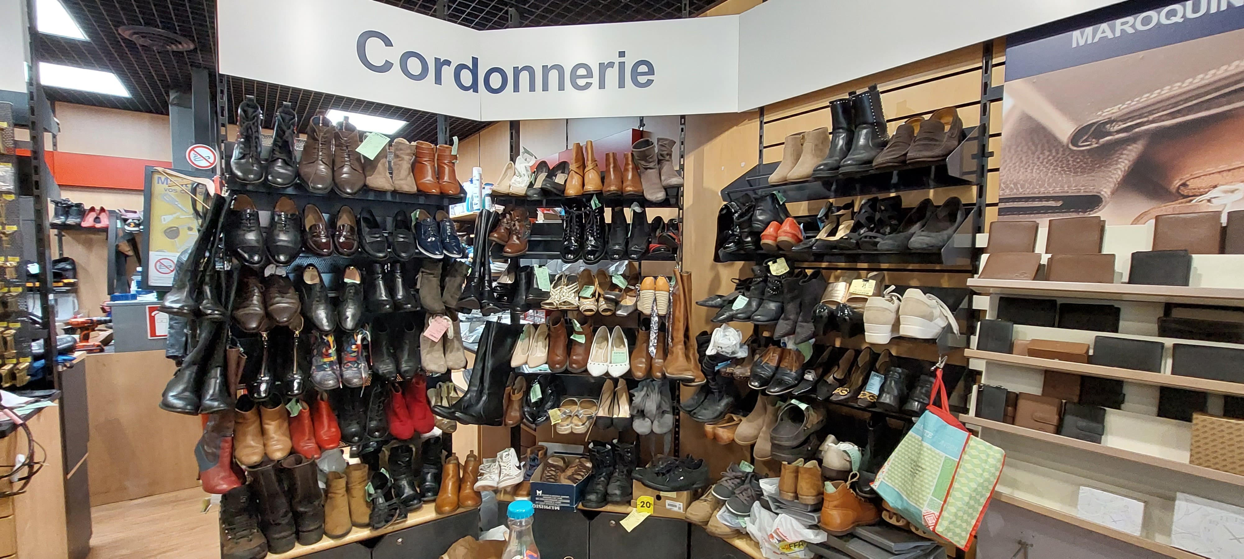 Mister Minit boutique reparation chaussures abimees Dole