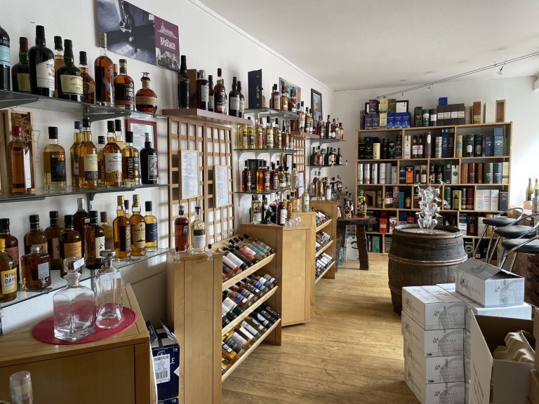 auvieuxmillesime commerce vin dole 768x576